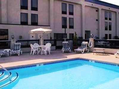Hotel Hampton 3*